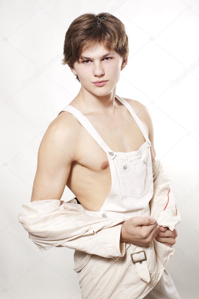 depositphotos_4179804-Male-fashion-model-posing.jpg