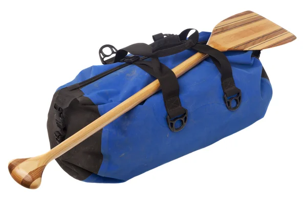Canoe paddle and waterproof duffel — Stock Photo © Marek Uliasz 