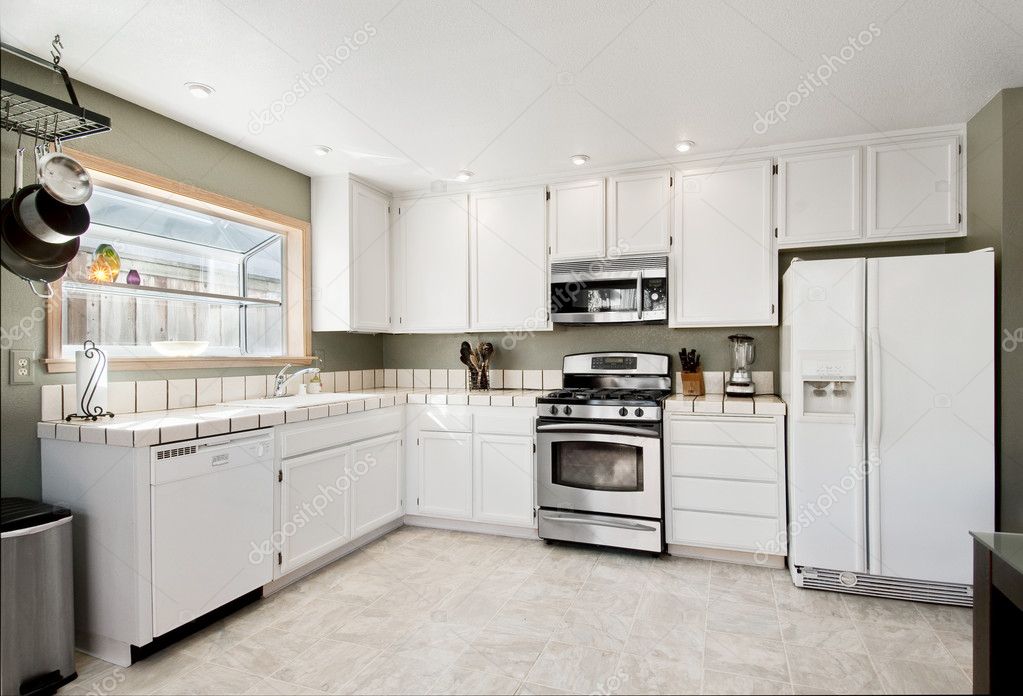 Witte keuken — stockfoto © shippee #4962417