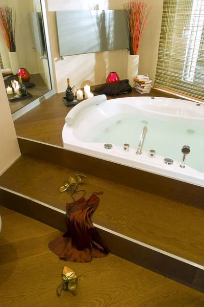 Modern hydro massage bathtub deep-set