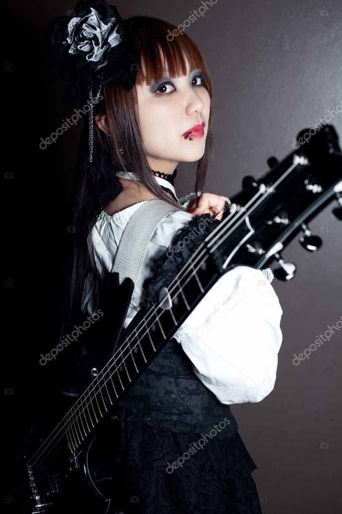 Gothic Guitar Queen — Stock Photo © fatalsweets 4945618