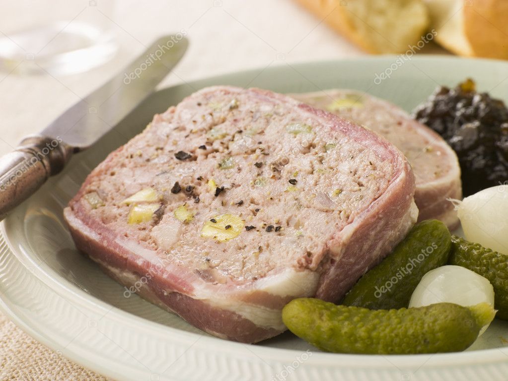 Pate Campagne with Cornichons and Confit Onions — Stock Photo