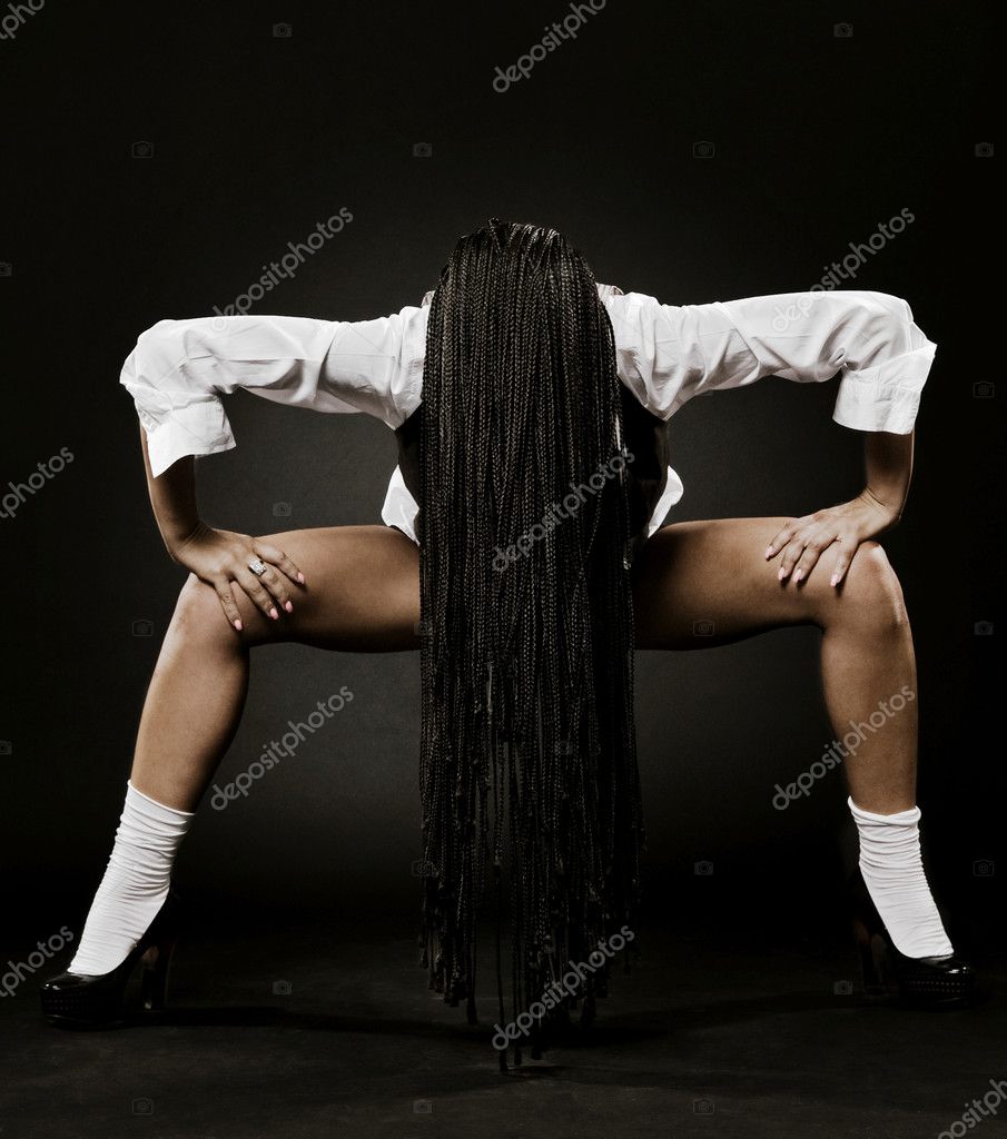 depositphotos_5181351-Art-portrait-of-woman-with-long-black-dreadlocks.jpg