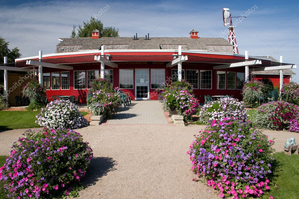 Saskatoon Berry Barn — Stock Photo © sprokop 5157336