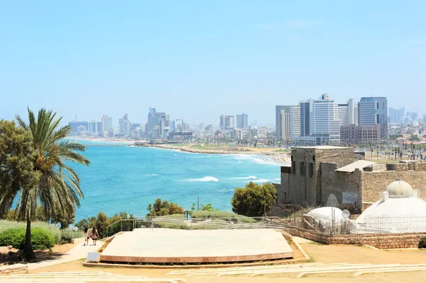 Deniz kıyısı ve Tel Aviv manzarası Stok Fotoğraf