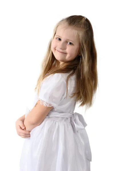 Flicka i vit klänning, isolerade — Stockfoto