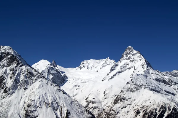 Bergtoppen Kaukasus Dombay — Stockfoto