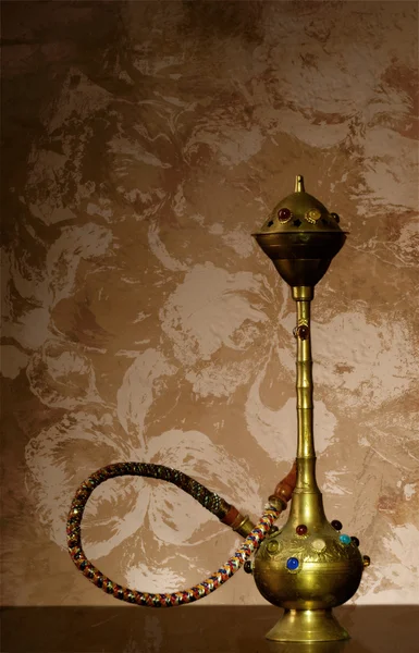 复古东方阿拉伯水烟壶 — 图库照片