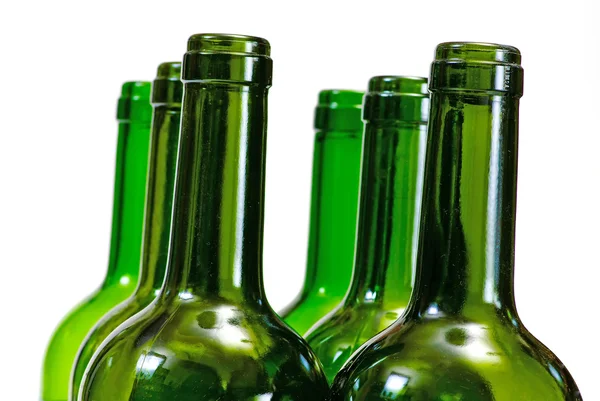 Botellas de vino de primer plano aisladas sobre fondo blanco — Foto de Stock