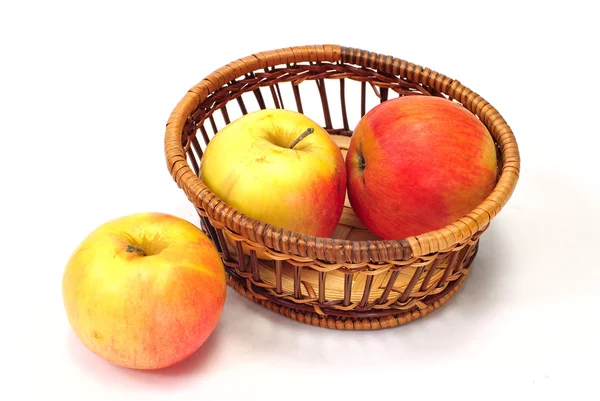Basket of Red apples — Stock Photo, Image
