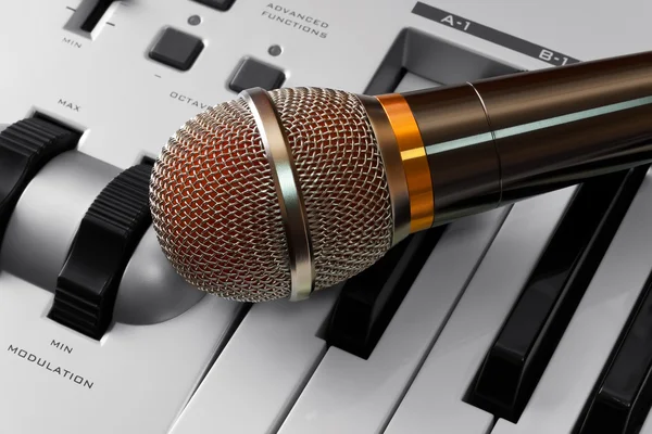 Microphone on synthesizer — Stock Photo, Image