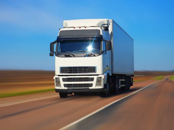 Freight truck on the road — Stock Photo, Image