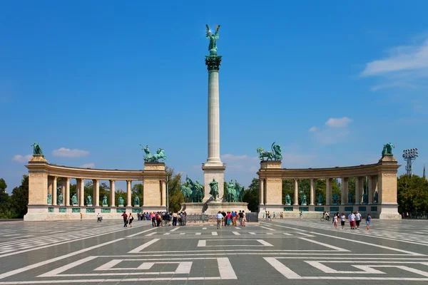 Plaza de los Héroes en Budapest, Hungría — Foto de Stock