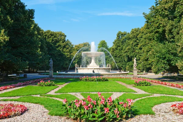 Sächsischer Garten in Warschau, Polen — Stockfoto