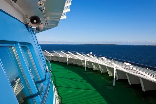 Cruise liner dek — Stockfoto