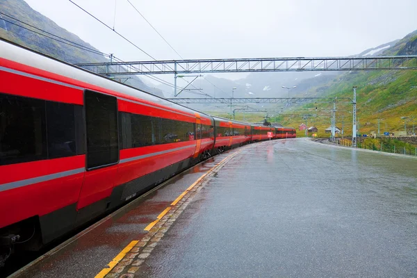 Estação ferroviária na Noruega — Fotografia de Stock