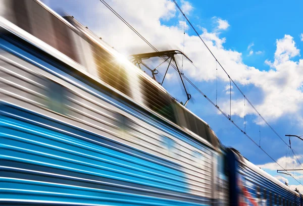 Hızlı Tren Ile Hareket Bulanıklığı — Stok fotoğraf