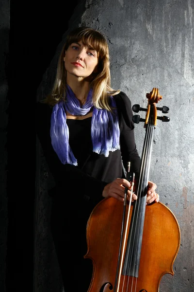 Bela violoncelo músico — Fotografia de Stock