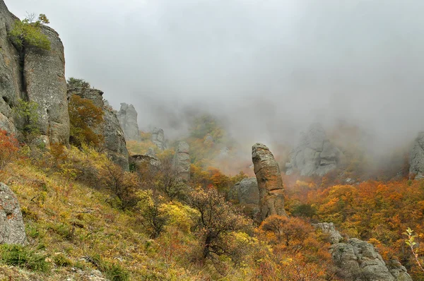 Fog autumn mountains — Stock Photo, Image