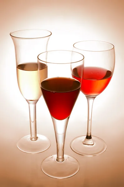 다양 한 와인잔 — 스톡 사진