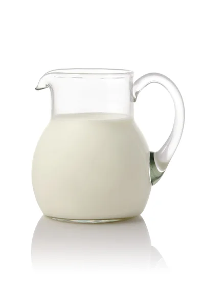 Скляний Глечик Молоком Білому Фоні — стокове фото