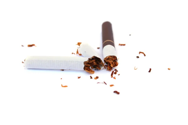 Cigarro partido — Fotografia de Stock