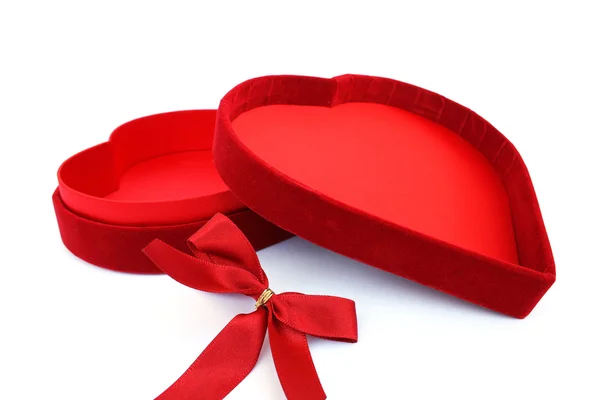 Kırmızı kalp kutu ve şerit — Stok fotoğraf