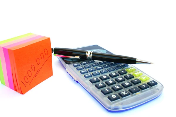 Calculadora, pluma y papel — Foto de Stock