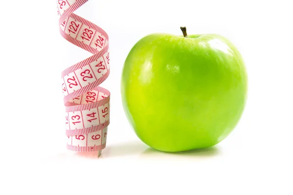 Grüner Apfel Und Maßband Isoliert Über Weißem — Stockfoto