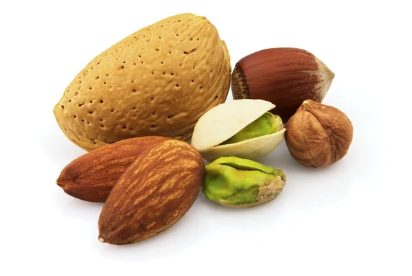 Fresh nuts — Stock Photo, Image