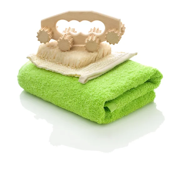 Massaggiatore e fibra di tiglio su asciugamano — Foto Stock
