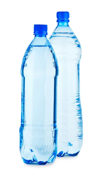 Δύο λαμπρά μπουκάλι με νερό απομονωθεί — Φωτογραφία Αρχείου