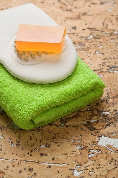 Tvål bast och handduk — Stockfoto