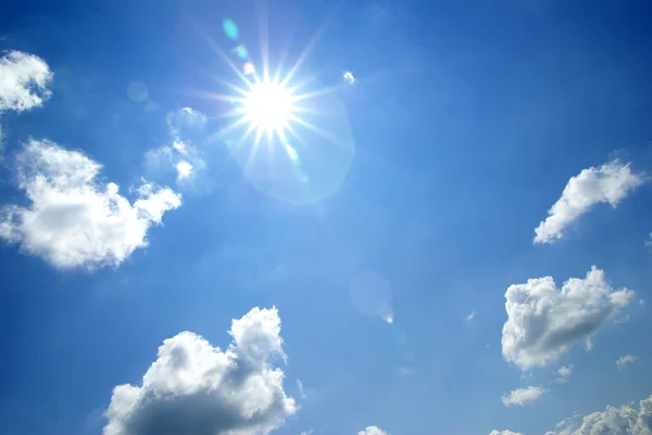 Голубой Фон Неба Крошечными Облаками — стоковое фото