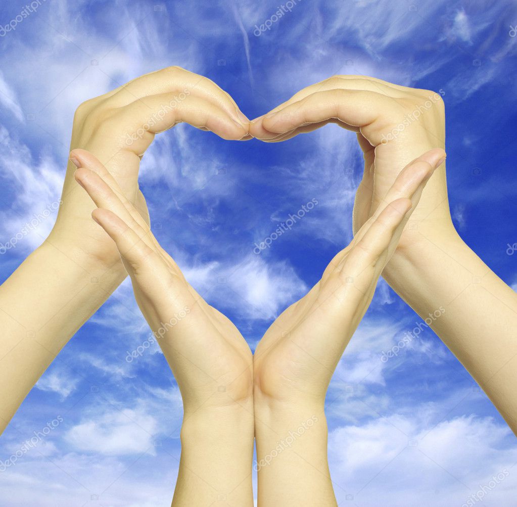 Heart Hands — Stock Photo © Pakhnyushchyy 4843720