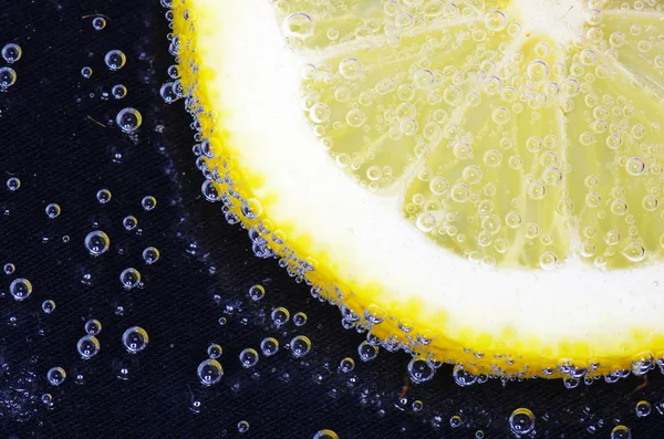 Лимонний з бульбашками — стокове фото