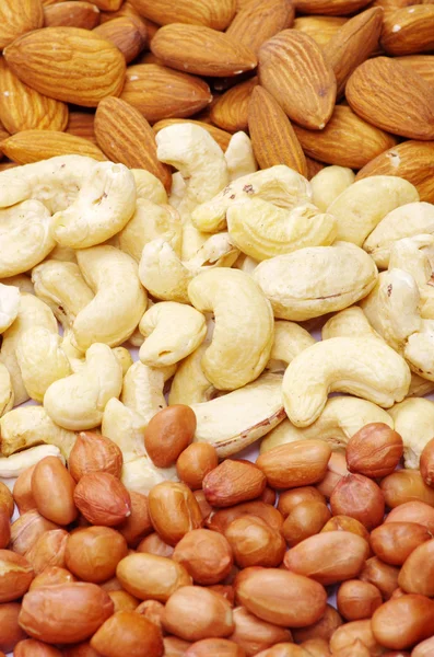 Assorted nuts — Stockfoto