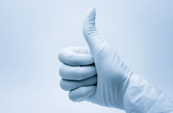 Cirurgião Mão Com Polegar Para Cima Após Cirurgia Bem Sucedida — Fotografia de Stock