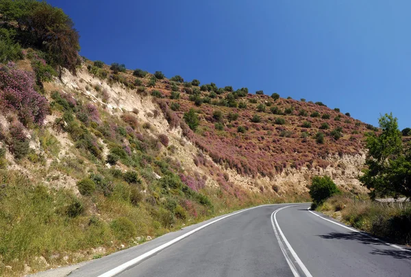 Pusty silnika drogi na wyspie Kreta — Zdjęcie stockowe