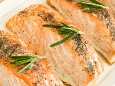 Baked salmon clipart