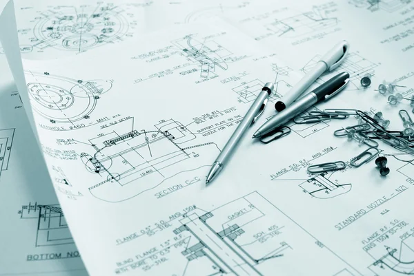 Technische Zeichnungen Eines Ingenieurs Und Anderes Büromaterial Großaufnahme Stockbild
