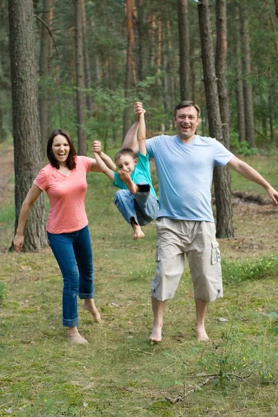 Family in the forest — Stock Photo, Image