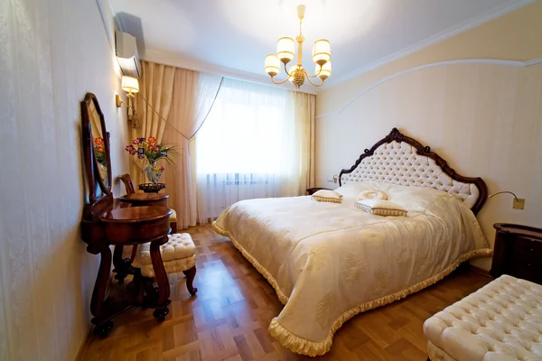Piękna sypialnia — Zdjęcie stockowe