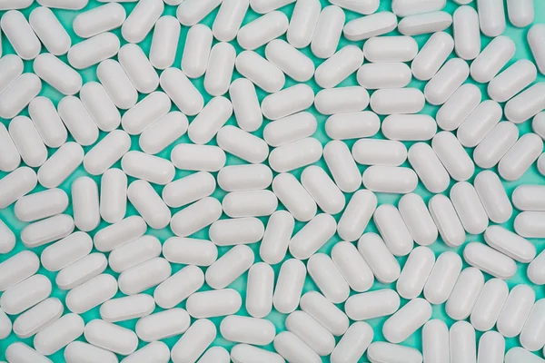 Muchas pastillas blancas —  Fotos de Stock