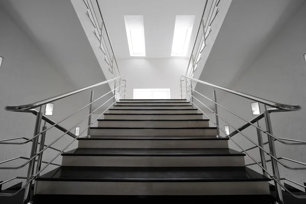 Мармурові сходи — стокове фото