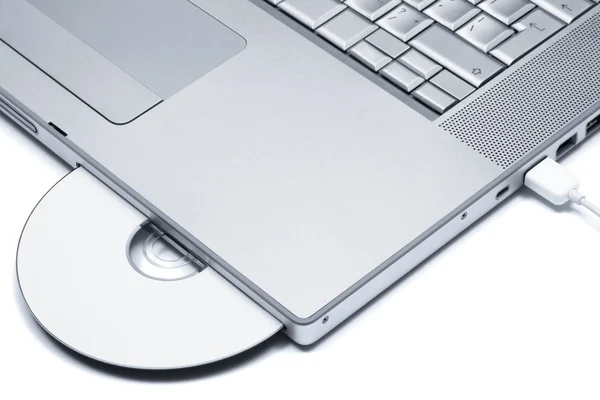 Nowy i nowoczesny laptop — Zdjęcie stockowe