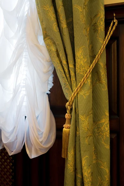 Las cortinas con el ornamento — Foto de Stock