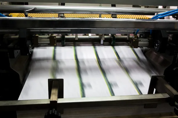 现代印刷厂的缩印工艺 — 图库照片
