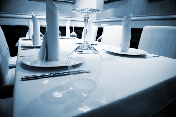 Beautiful Glass Table Restaurant — Stock Photo, Image