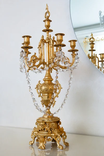 Candeliere dorato — Foto Stock
